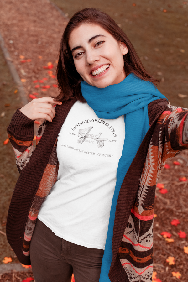 Womens Roller Skate Graphic Logo T-Shirt